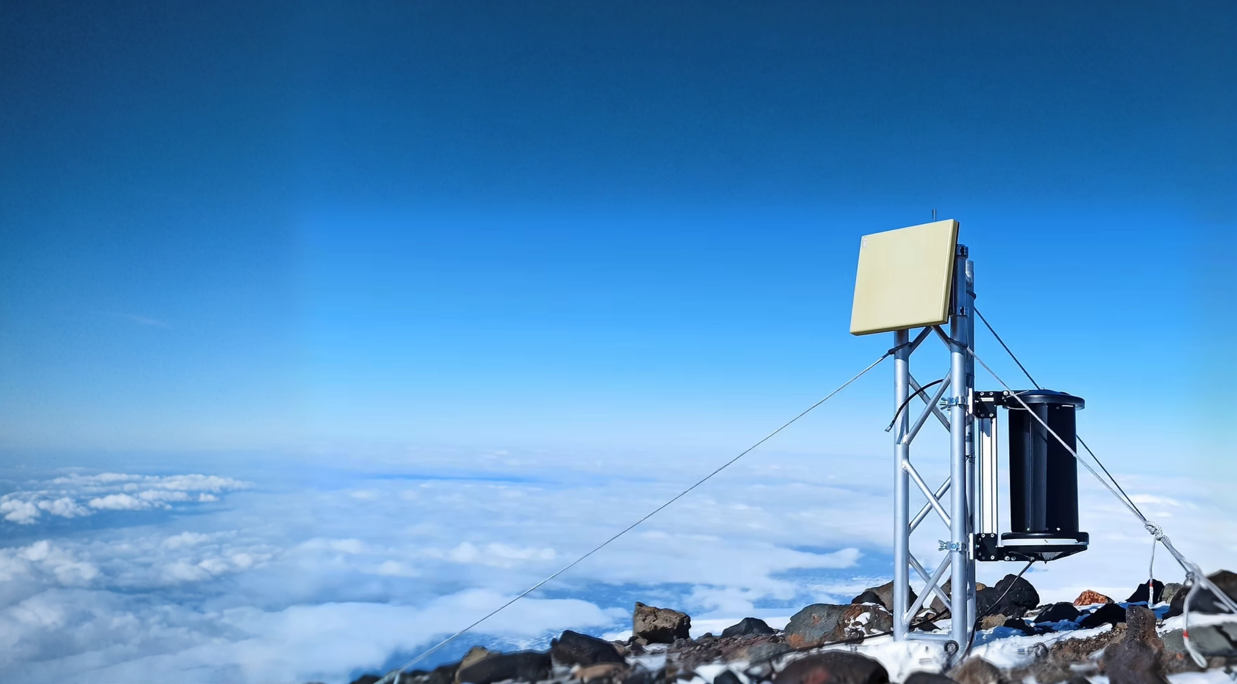 Hybrid wind and solar off-grid power system installed on a mountain site